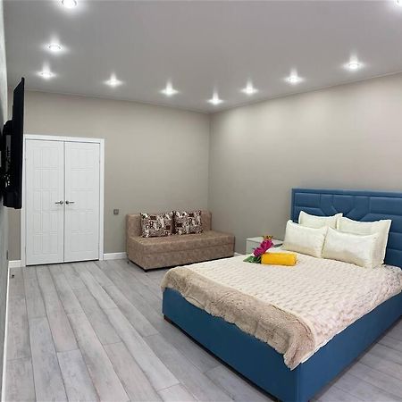 Vip Апартаменты В Центре Города Kostanay Luaran gambar